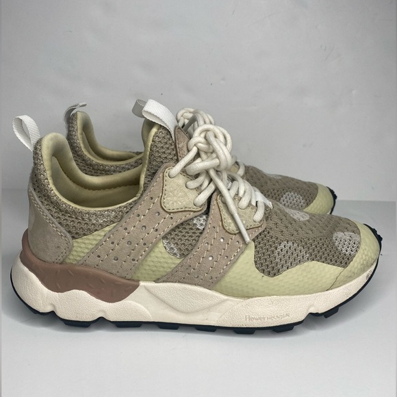 Flower Mountain Anthropologie Neutral Polka Dot Sneakers Trainers Sz 6.5 - Picture 2 of 10